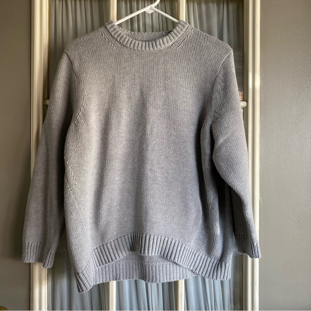 Banana Republic Light Gray Crewneck Sweater